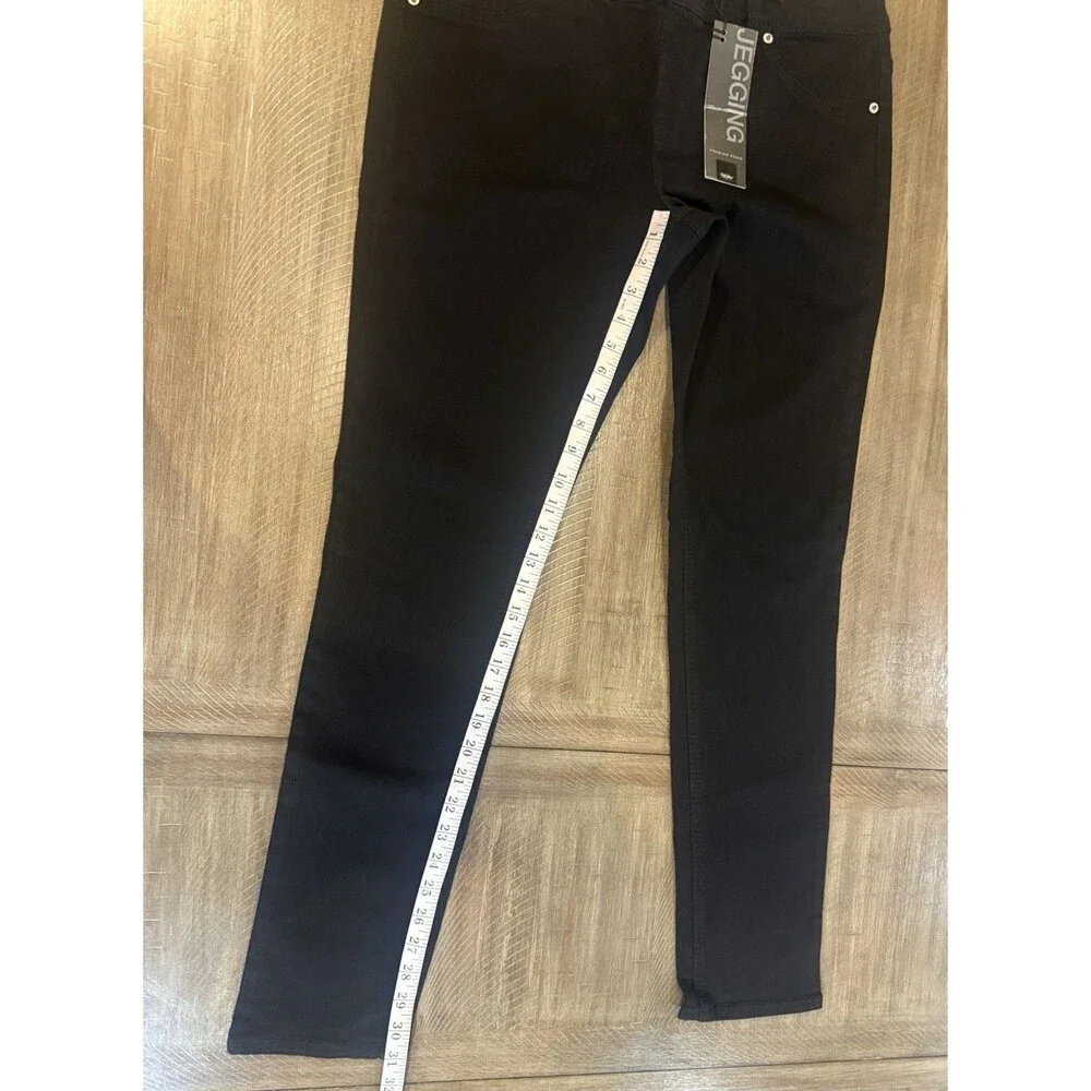 NWT Mossimo Premium Denim Black Mid Rise Skinny Jegging Women’s Size 14 NEW